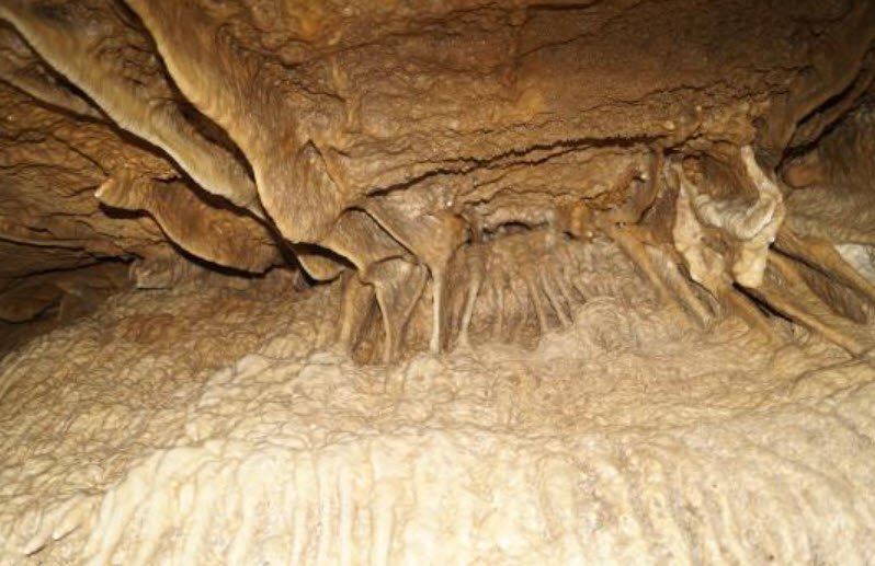 Arwah Lumshynna Cave